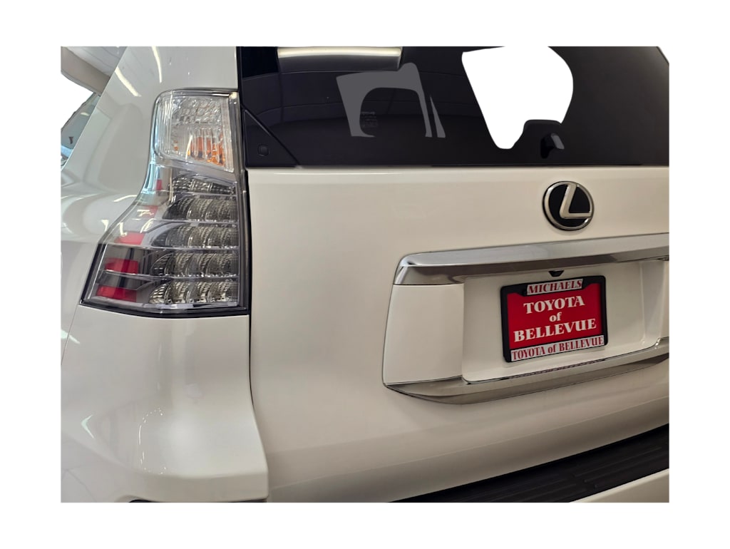 Thumbnail: 2021 Lexus GX - 22
