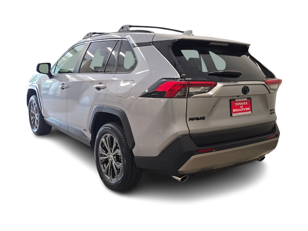 Thumbnail: 2022 Toyota RAV4 - 4