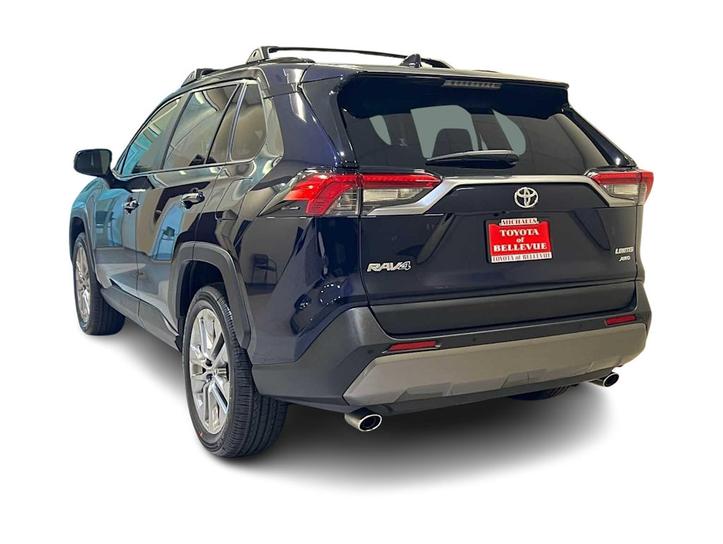 Thumbnail: 2021 Toyota RAV4 - 4