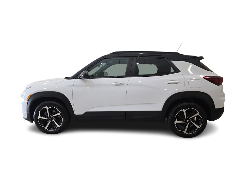 Thumbnail: 2021 Chevrolet TrailBlazer - 3