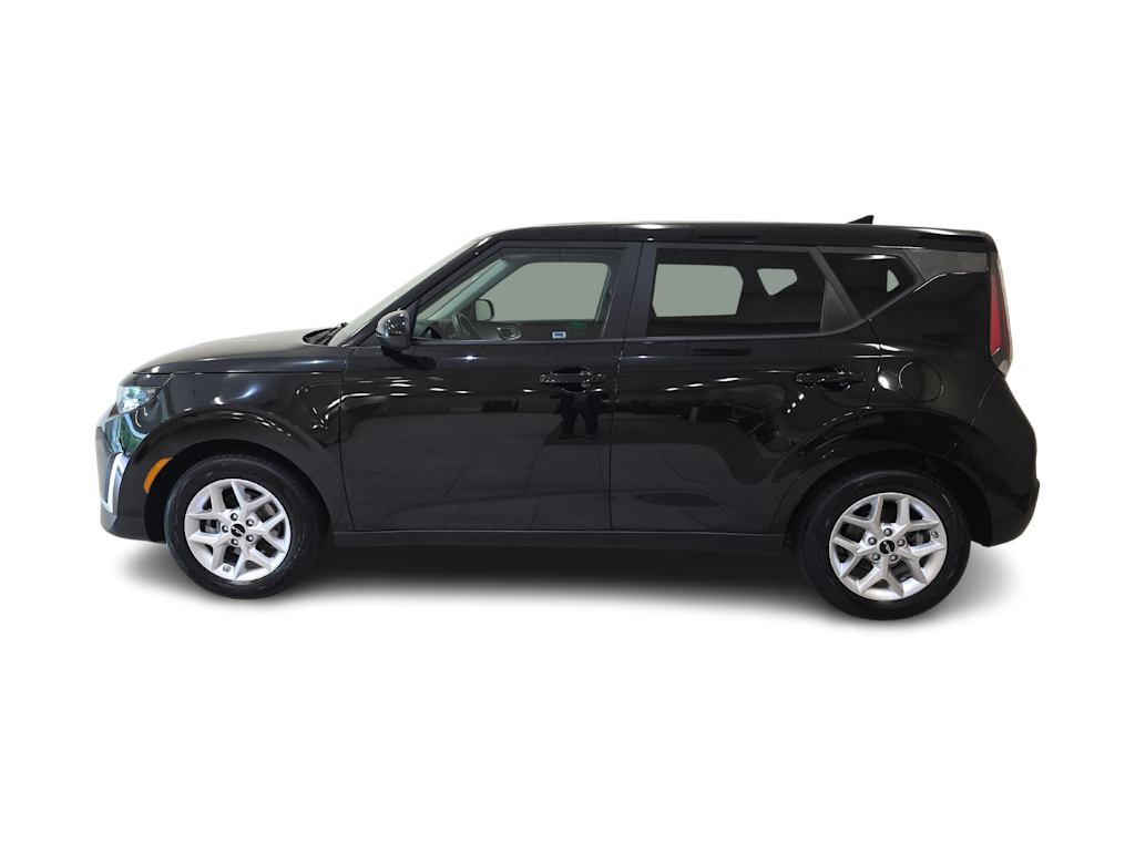 Thumbnail: 2023 Kia Soul - 3