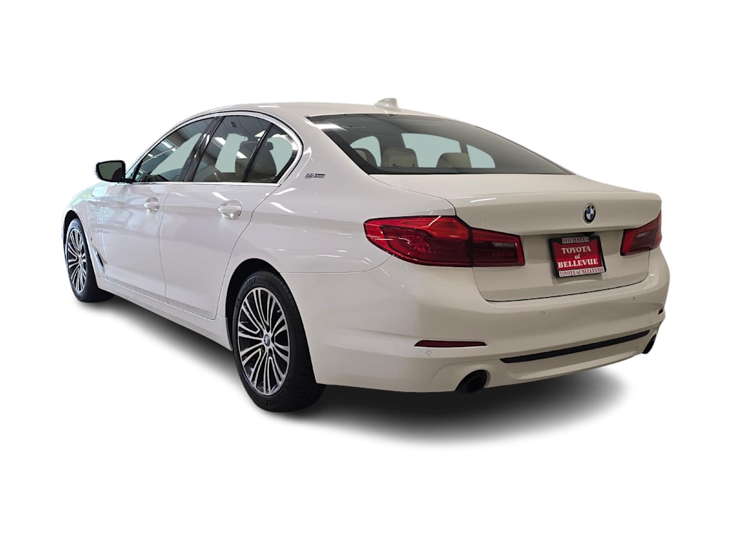 Thumbnail: 2019 BMW 5 Series - 4