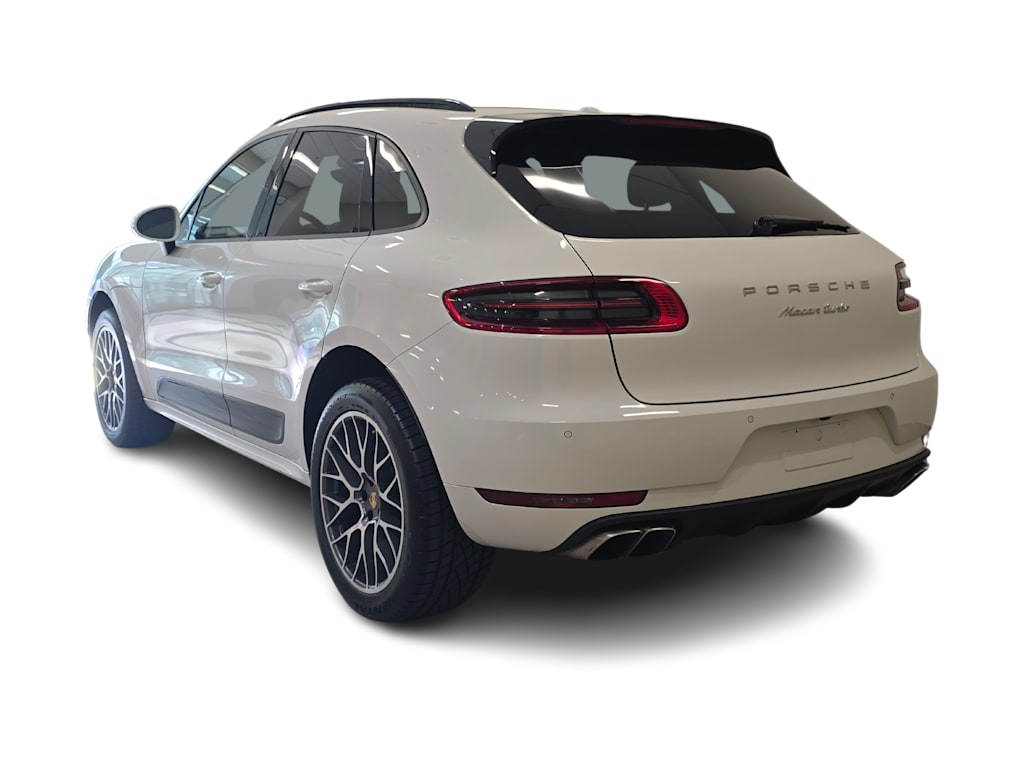 Thumbnail: 2015 Porsche Macan - 4