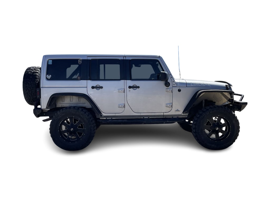 2012 Jeep Wrangler Unlimited Sahara 11