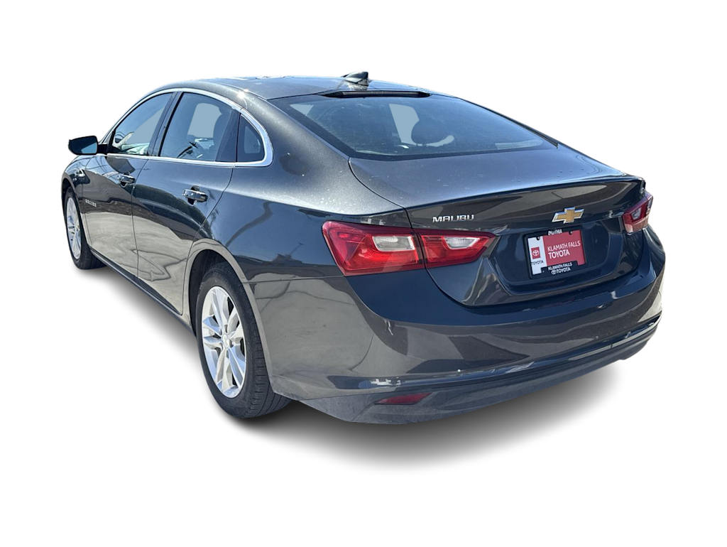 Thumbnail: 2018 Chevrolet Malibu - 4