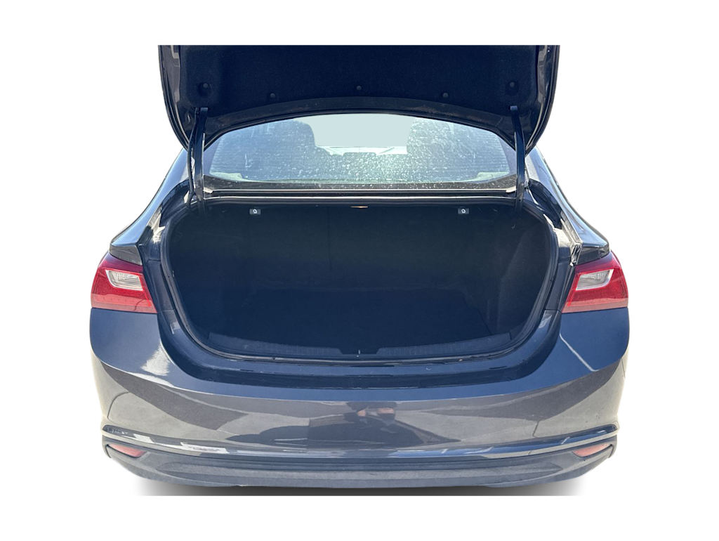 Thumbnail: 2018 Chevrolet Malibu - 16