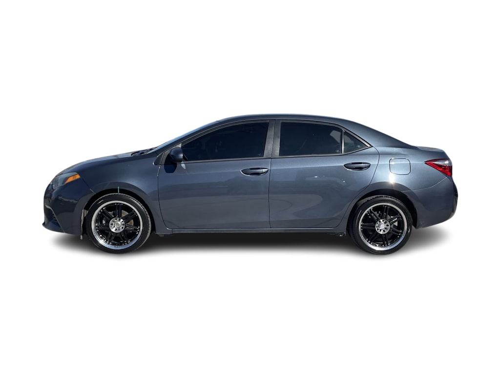 Thumbnail: 2016 Toyota Corolla - 3