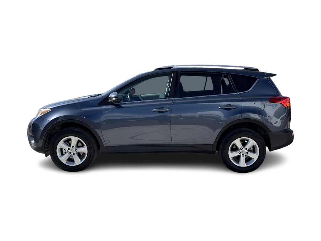 Thumbnail: 2013 Toyota RAV4 - 3