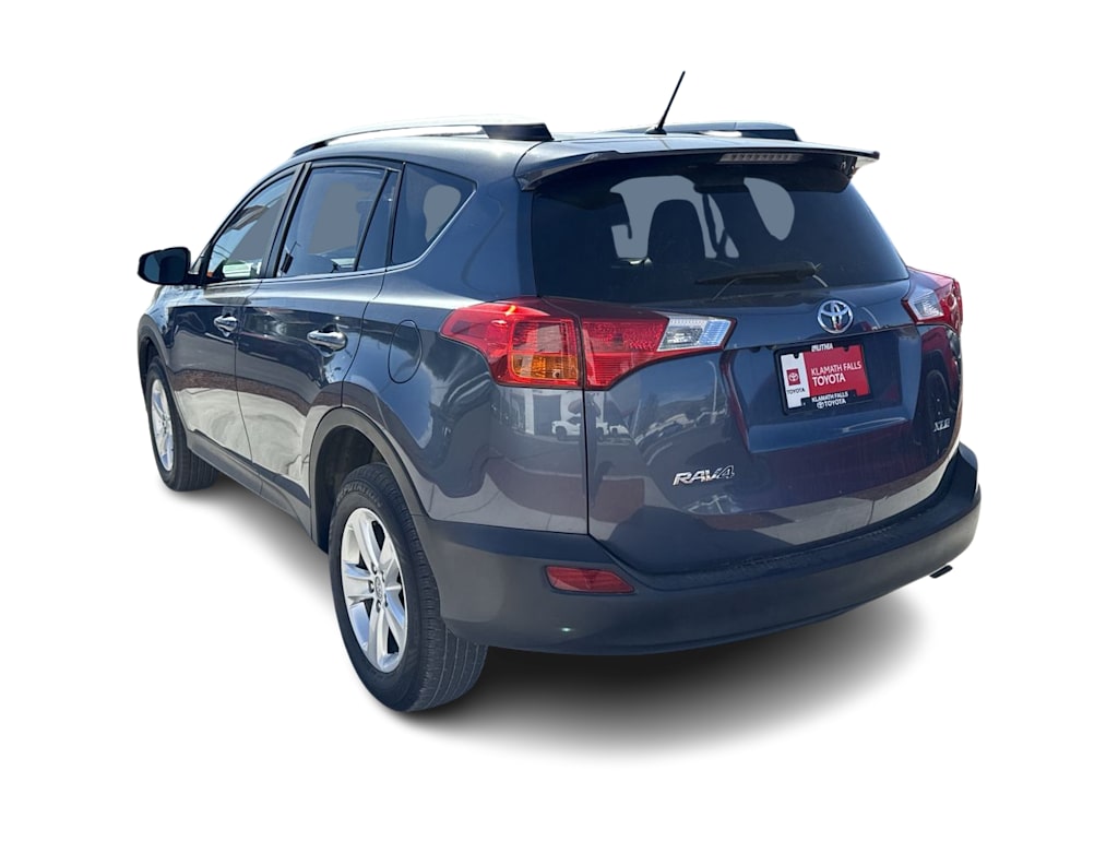 Thumbnail: 2013 Toyota RAV4 - 4