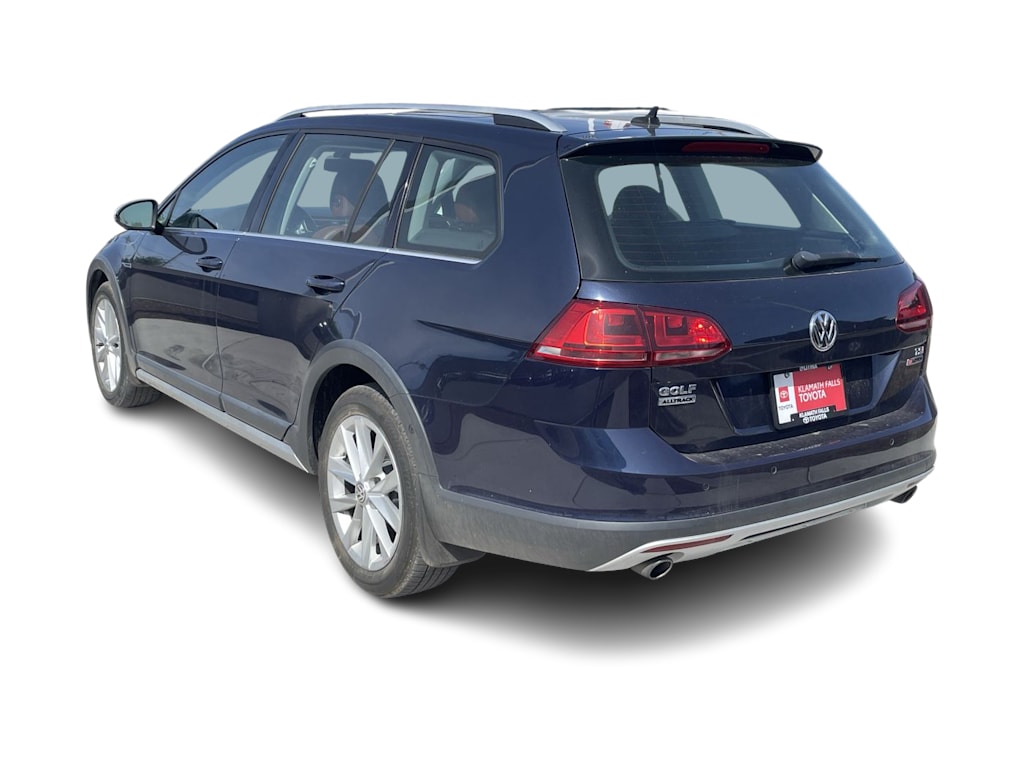 Thumbnail: 2017 Volkswagen Golf - 4