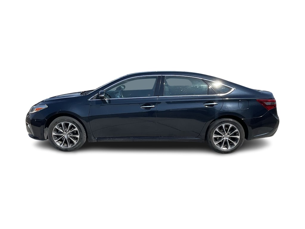 Thumbnail: 2017 Toyota Avalon - 3