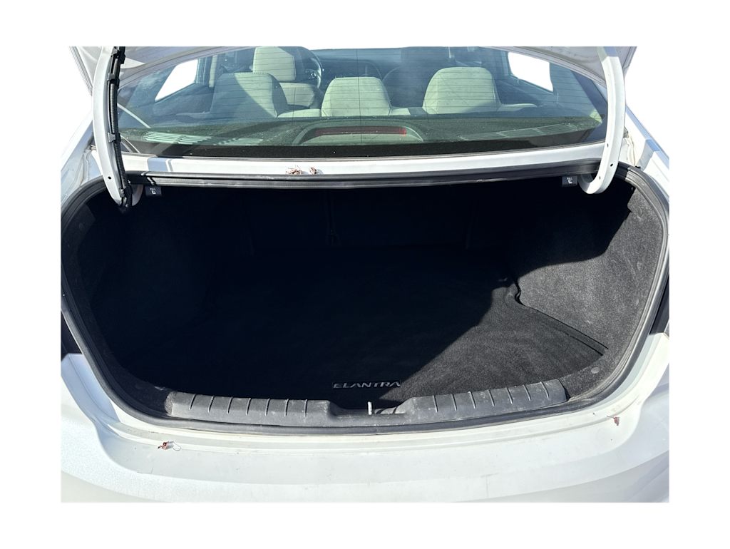 Thumbnail: 2019 Hyundai Elantra - 16