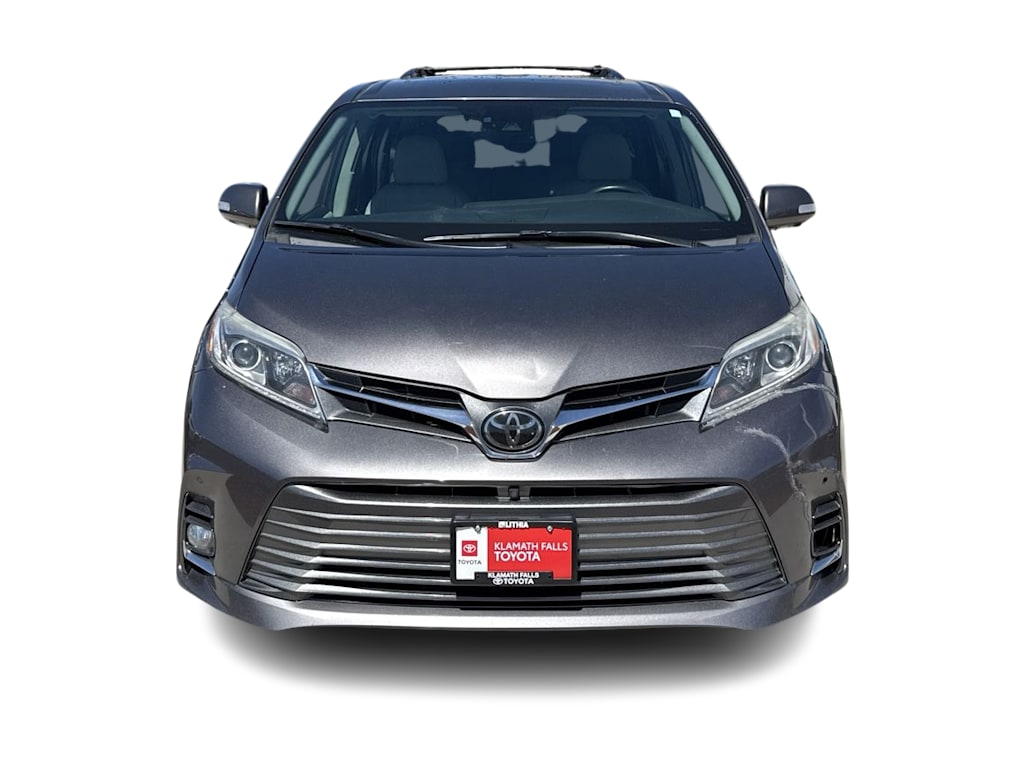 Thumbnail: 2020 Toyota Sienna - 20
