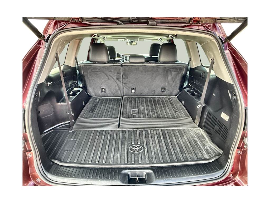 Thumbnail: 2019 Toyota Highlander - 17