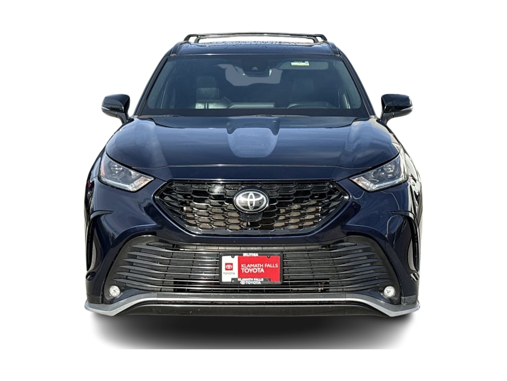 Thumbnail: 2023 Toyota Highlander - 6