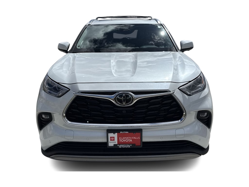 Thumbnail: 2023 Toyota Highlander - 6