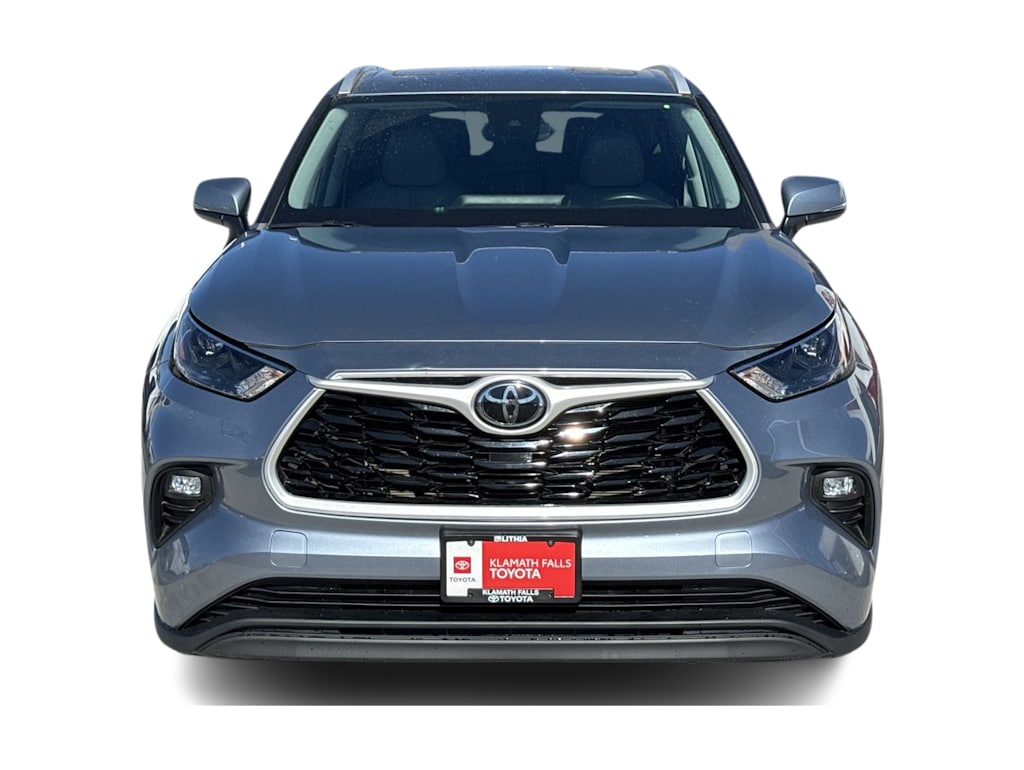 Thumbnail: 2023 Toyota Highlander - 6