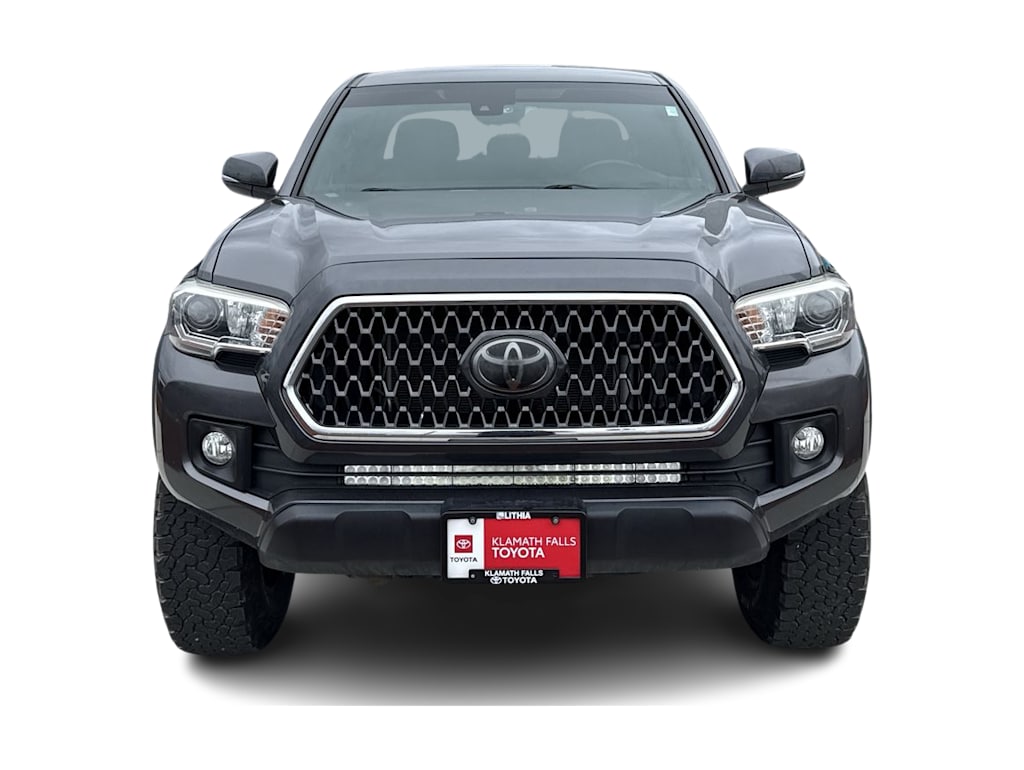 Thumbnail: 2018 Toyota Tacoma - 6