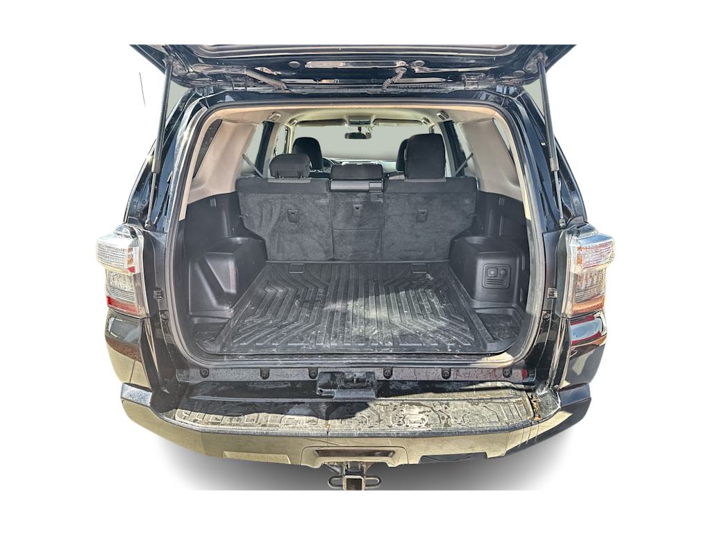 Thumbnail: 2016 Toyota 4Runner - 16