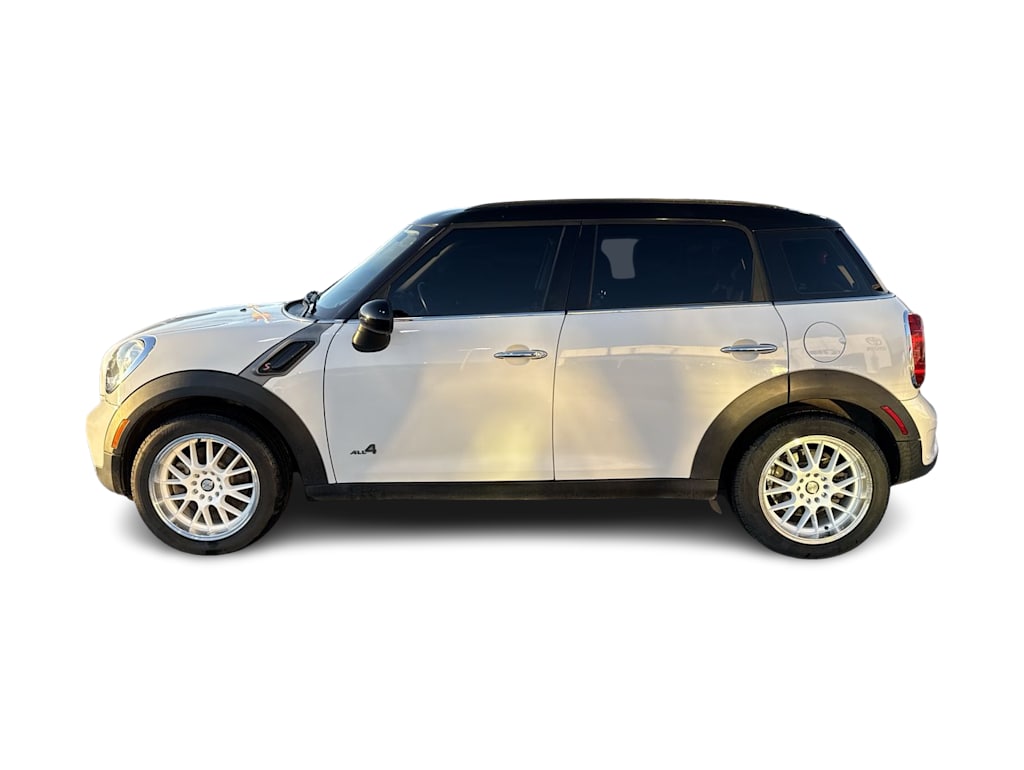 Thumbnail: 2012 MINI Cooper Countryman - 3