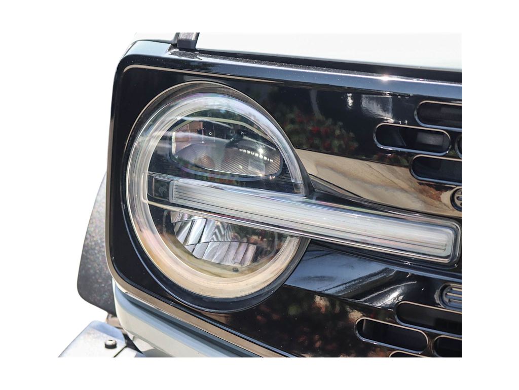 Thumbnail: 2021 Ford Bronco - 21