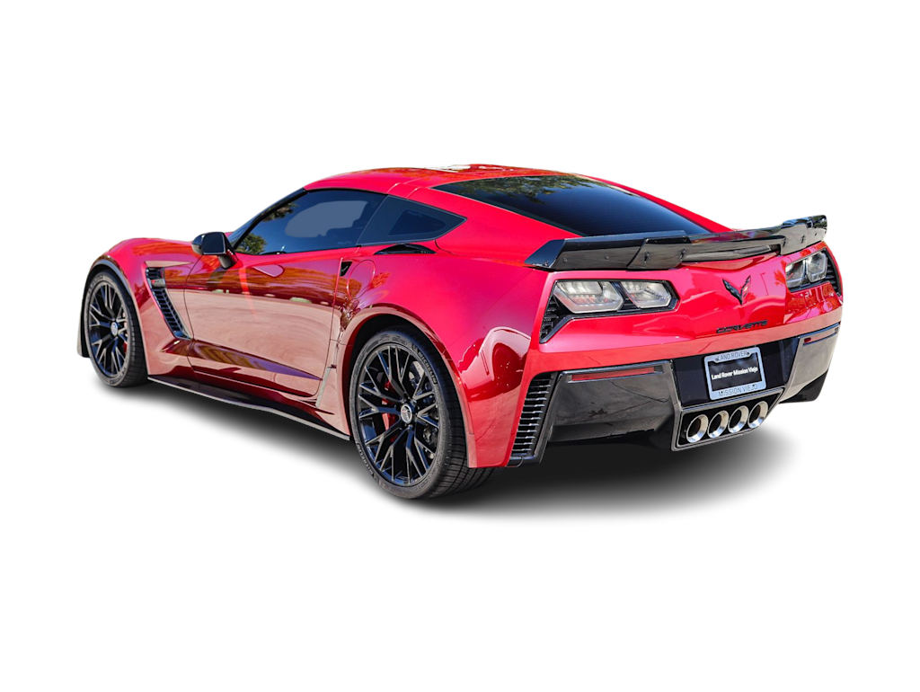 Thumbnail: 2015 Chevrolet Corvette - 3