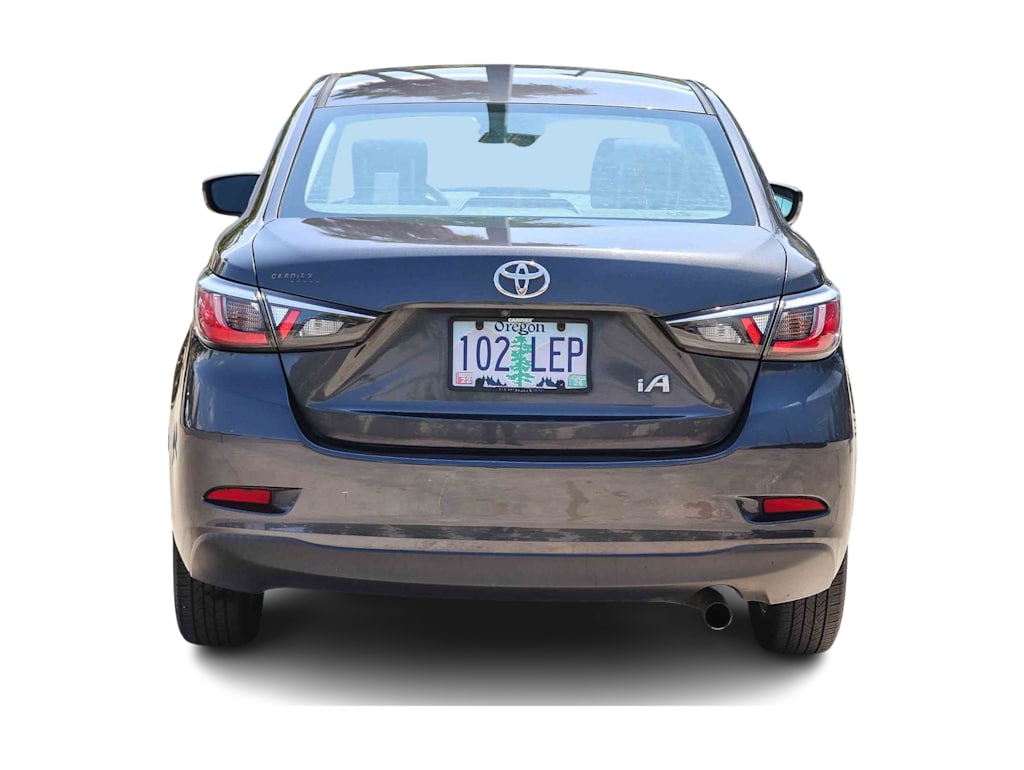 Thumbnail: 2017 Toyota Yaris iA - 4