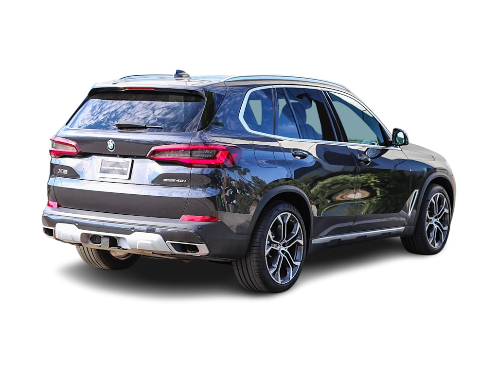 Thumbnail: 2022 BMW X5 - 17