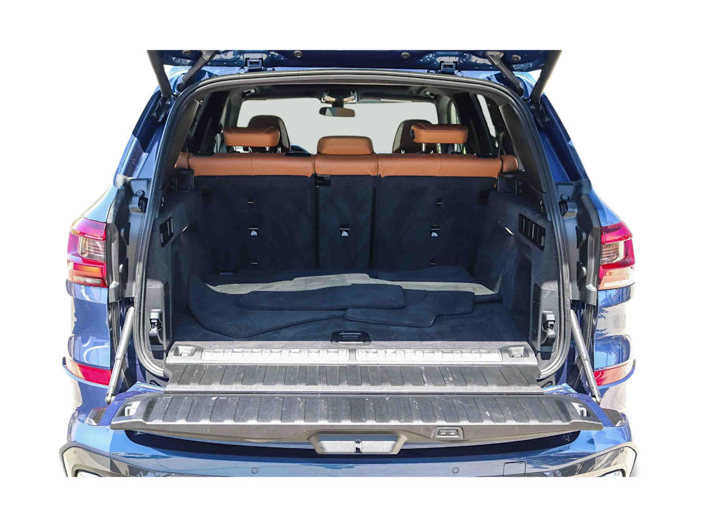 Thumbnail: 2021 BMW X5 - 16