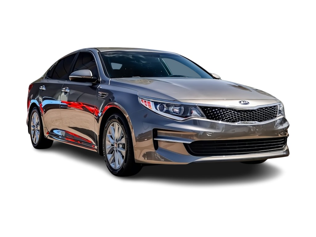 Thumbnail: 2018 Kia Optima - 18