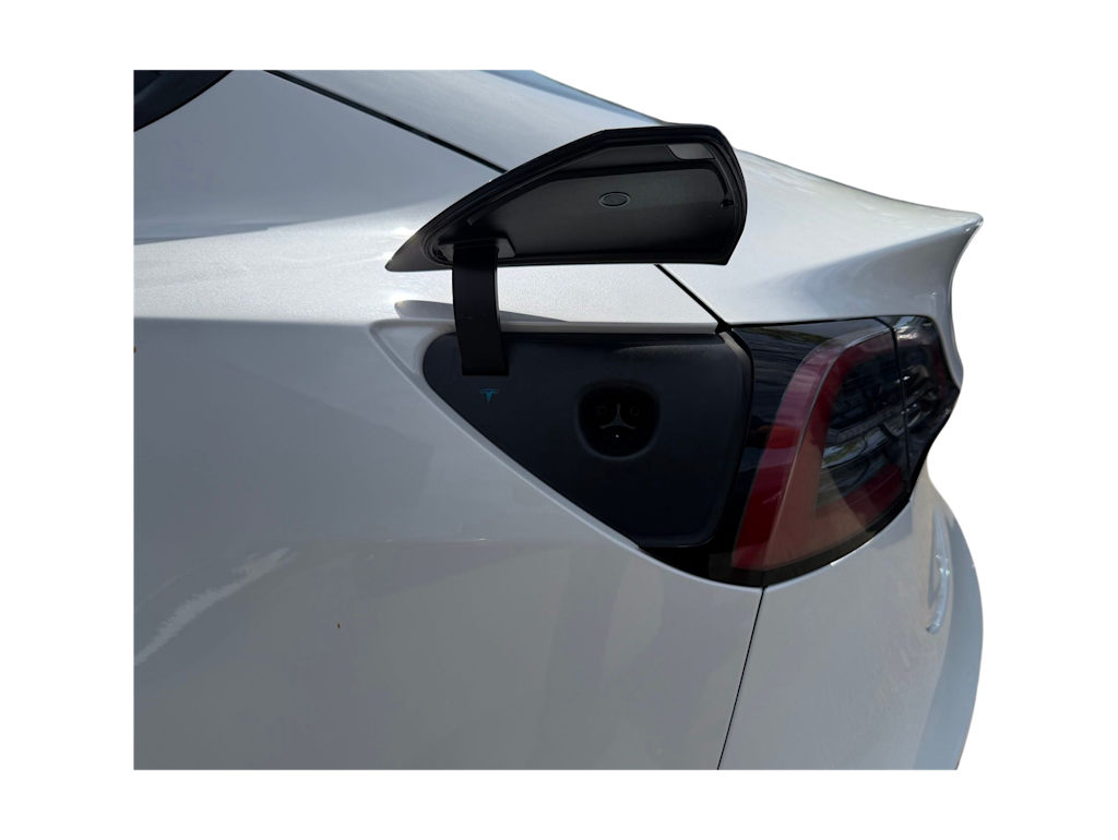 Thumbnail: 2023 Tesla Model 3 - 20