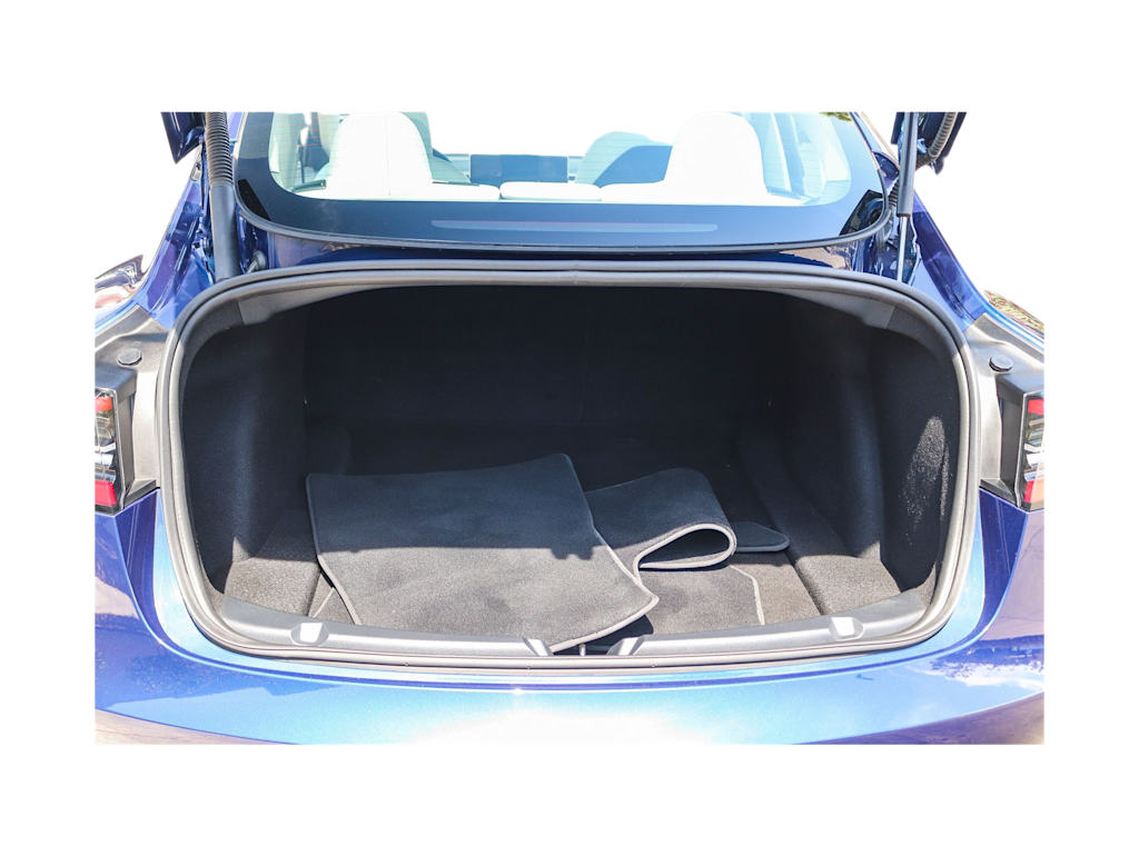 Thumbnail: 2023 Tesla Model 3 - 14