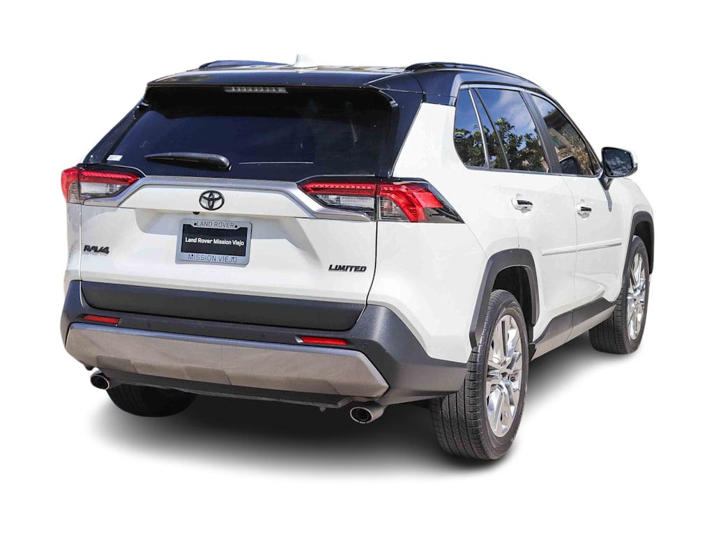 Thumbnail: 2020 Toyota RAV4 - 18