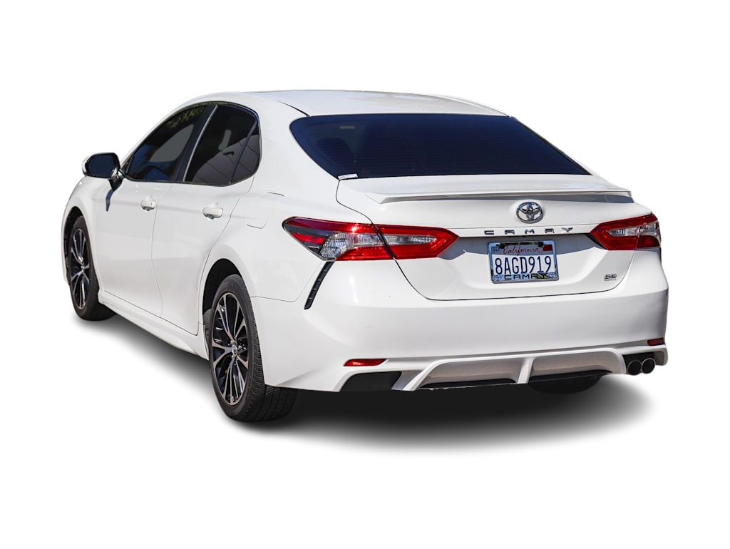 Thumbnail: 2018 Toyota Camry - 3