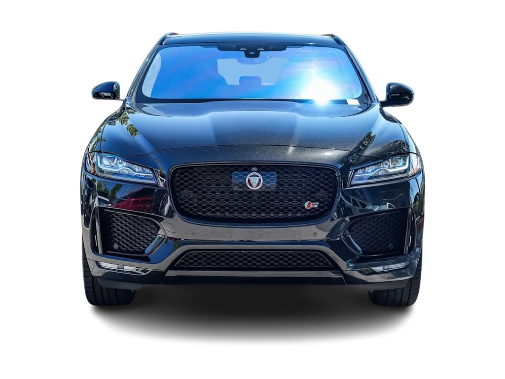 Thumbnail: 2019 Jaguar F-Pace - 4