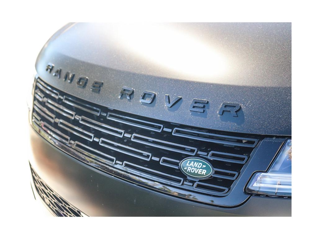 Thumbnail: 2025 Land Rover Range Rover Sport - 23