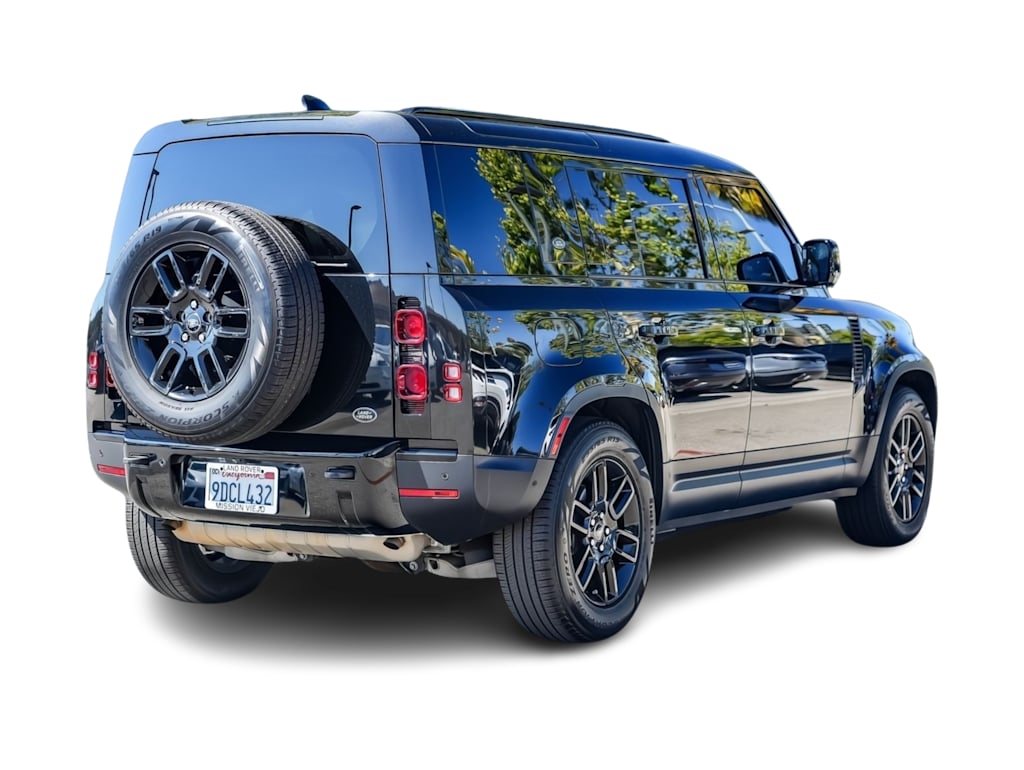 Thumbnail: 2023 Land Rover Defender - 17
