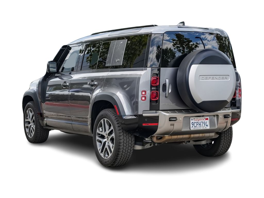 Thumbnail: 2022 Land Rover Defender - 3