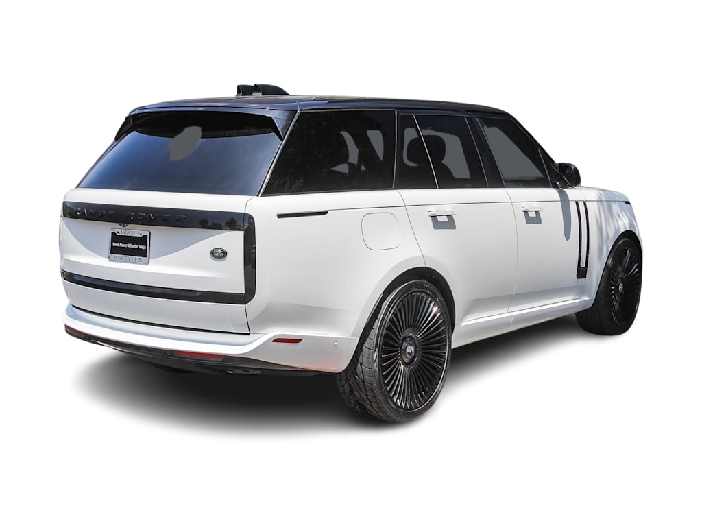 Thumbnail: 2023 Land Rover Range Rover - 18