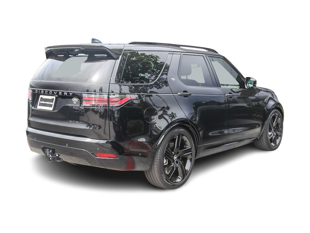 Thumbnail: 2023 Land Rover Discovery - 17
