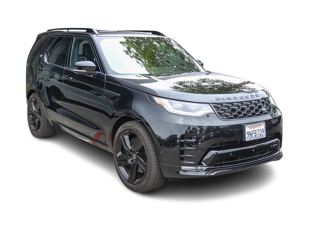 Thumbnail: 2023 Land Rover Discovery - 16