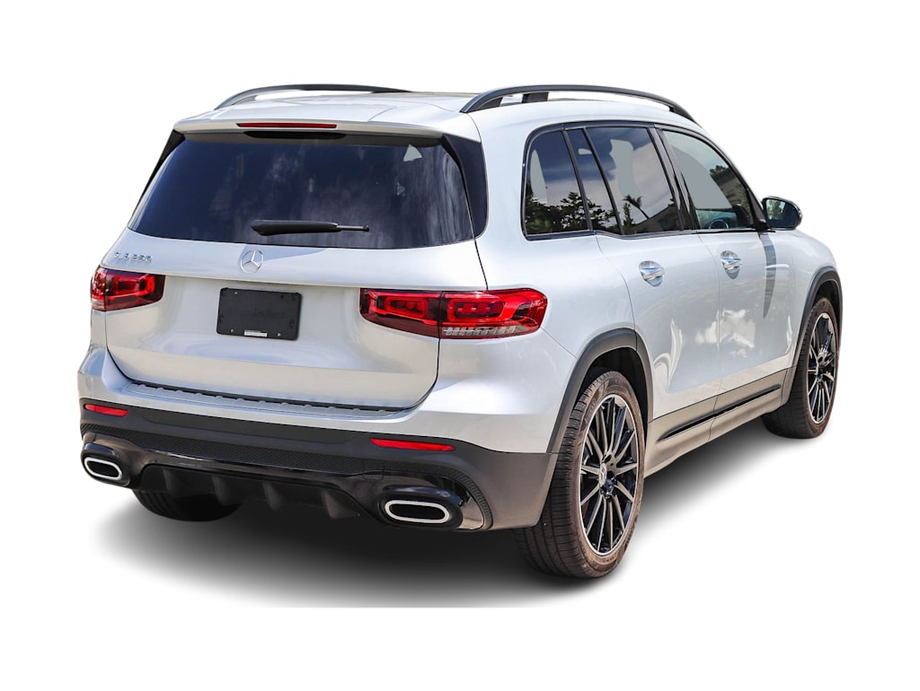 Thumbnail: 2023 Mercedes-Benz GLB - 16