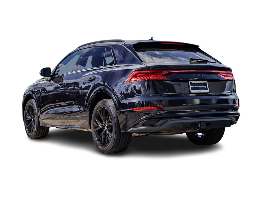 Thumbnail: 2021 Audi Q8 - 18