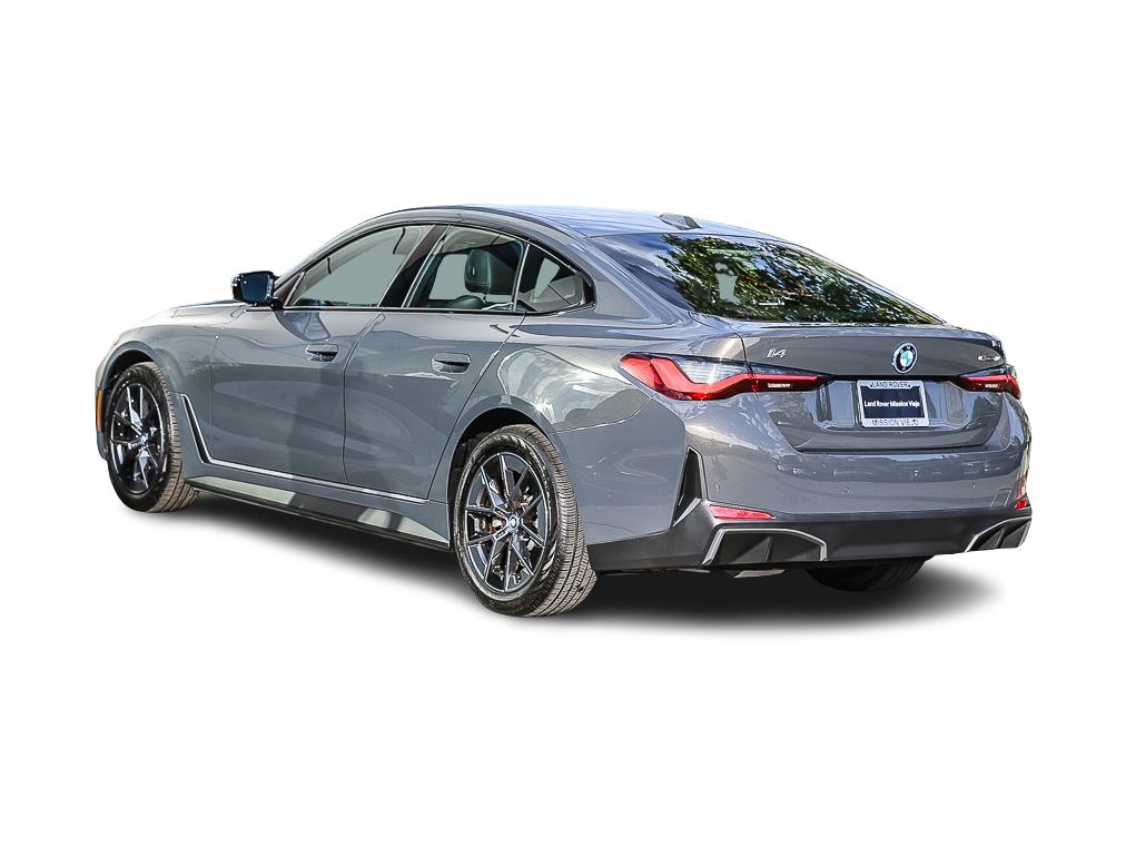 Thumbnail: 2022 BMW i4 - 3