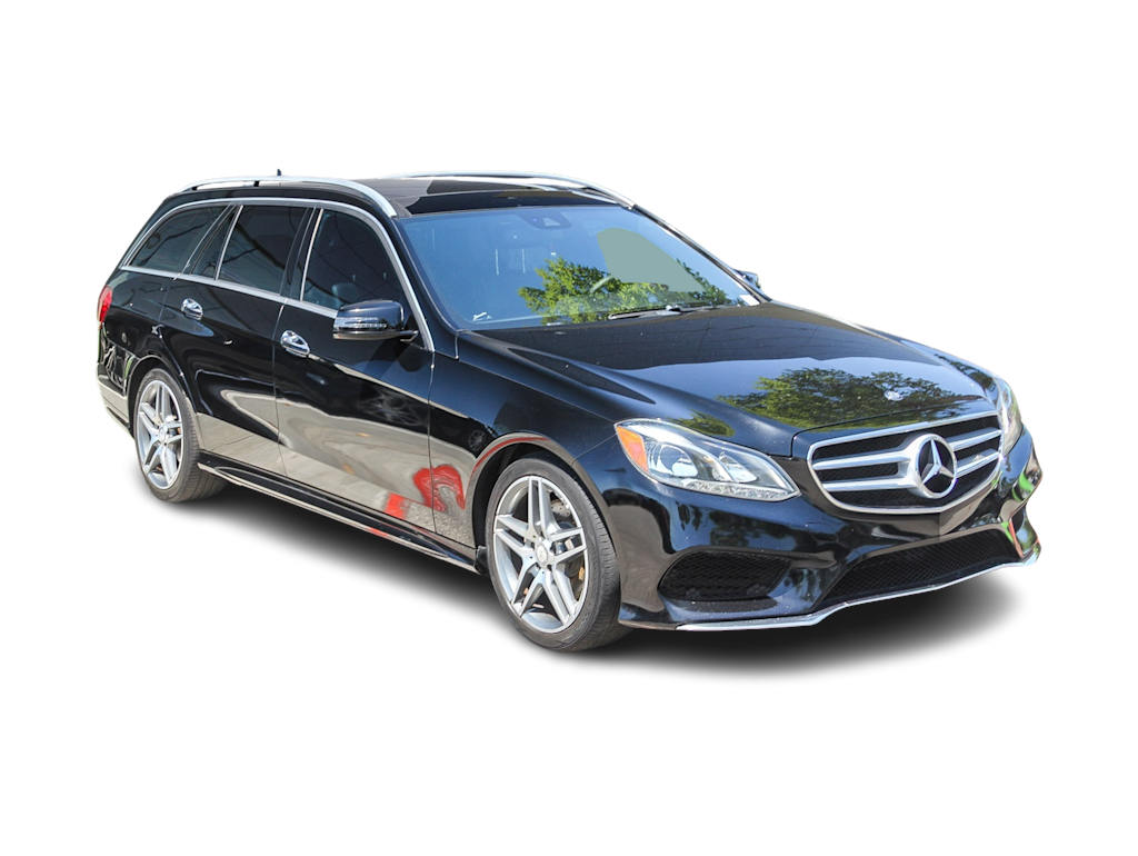 Thumbnail: 2015 Mercedes-Benz E-Class - 17