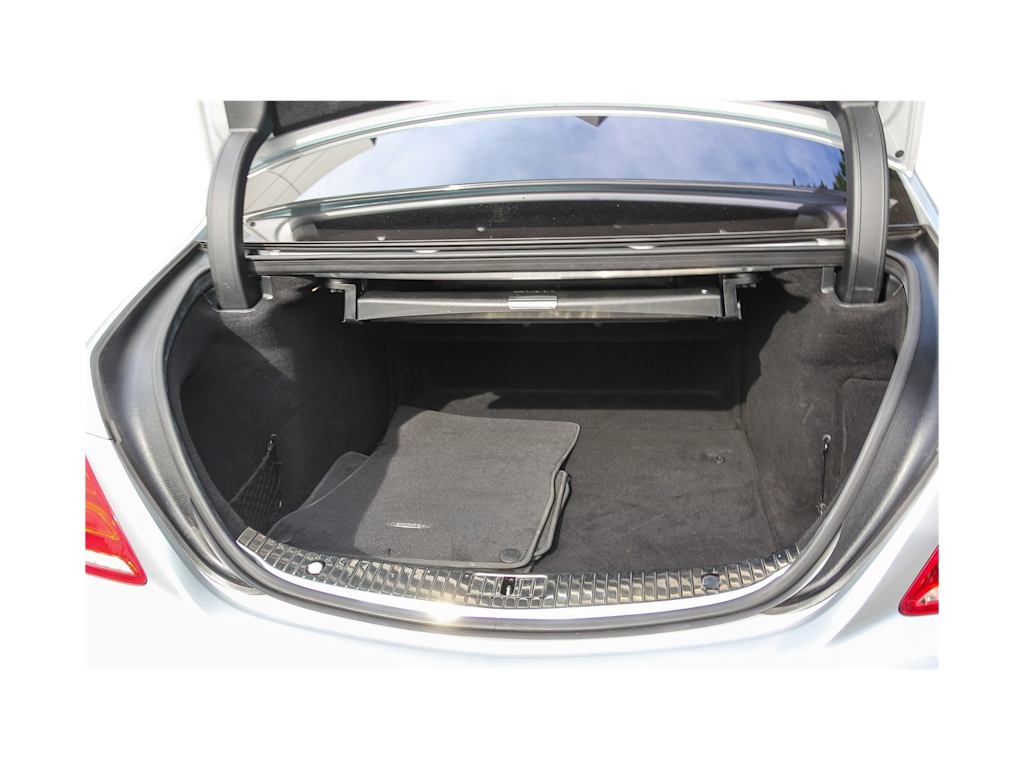 Thumbnail: 2016 Mercedes-Benz S-Class - 16