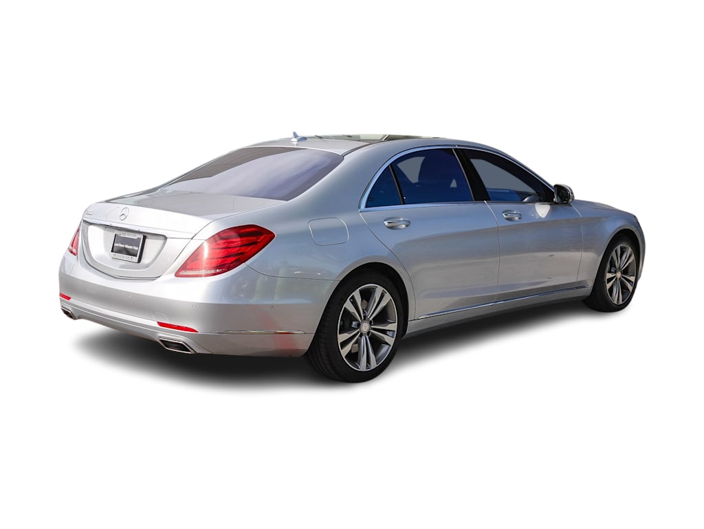 Thumbnail: 2016 Mercedes-Benz S-Class - 18