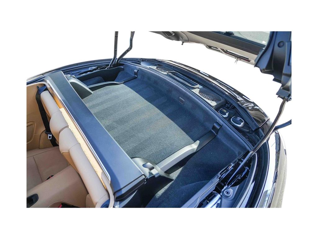 Thumbnail: 2015 Porsche 911 - 15