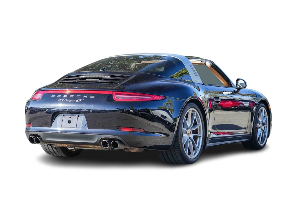Thumbnail: 2015 Porsche 911 - 17