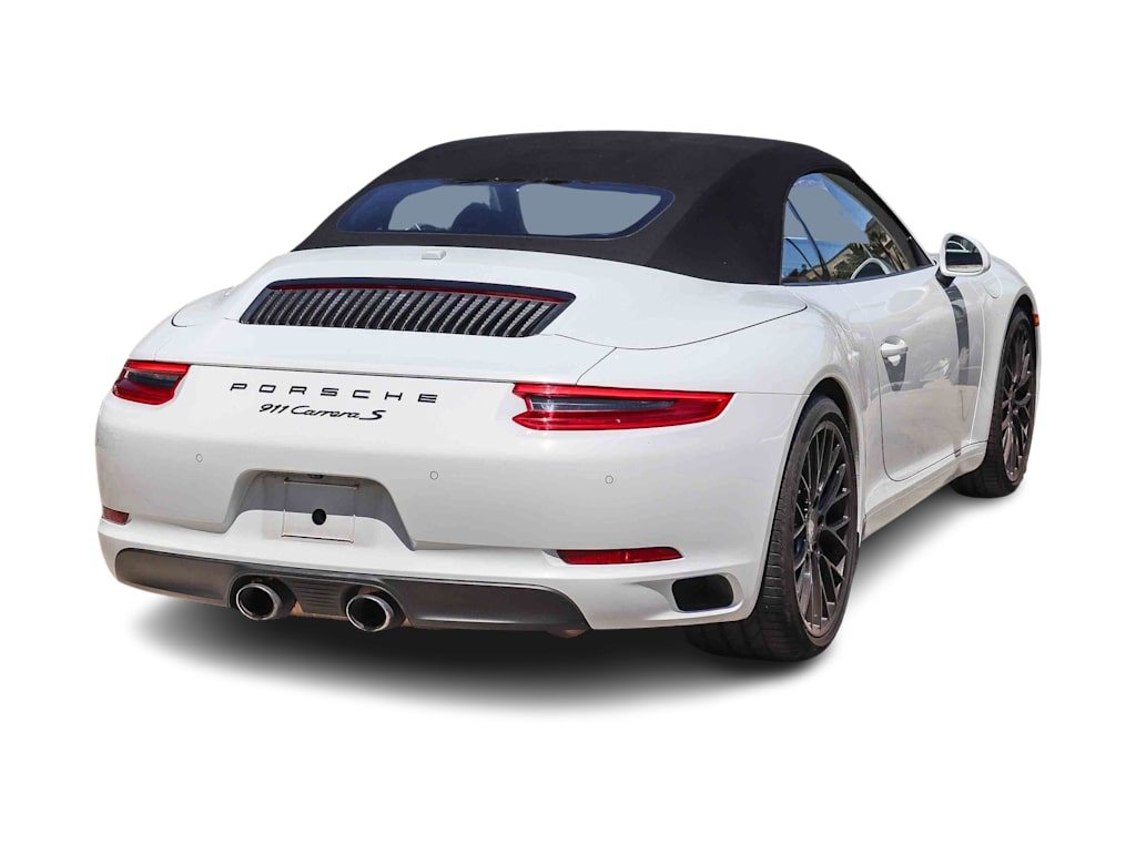 Thumbnail: 2017 Porsche 911 - 15